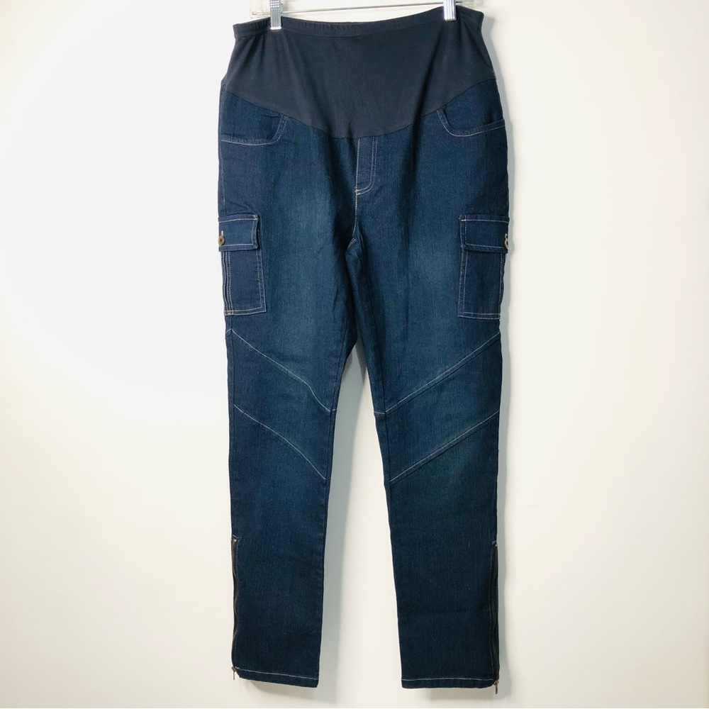 Oh! Mamma Maternity Jeans with 9” zippers on ankles. G8